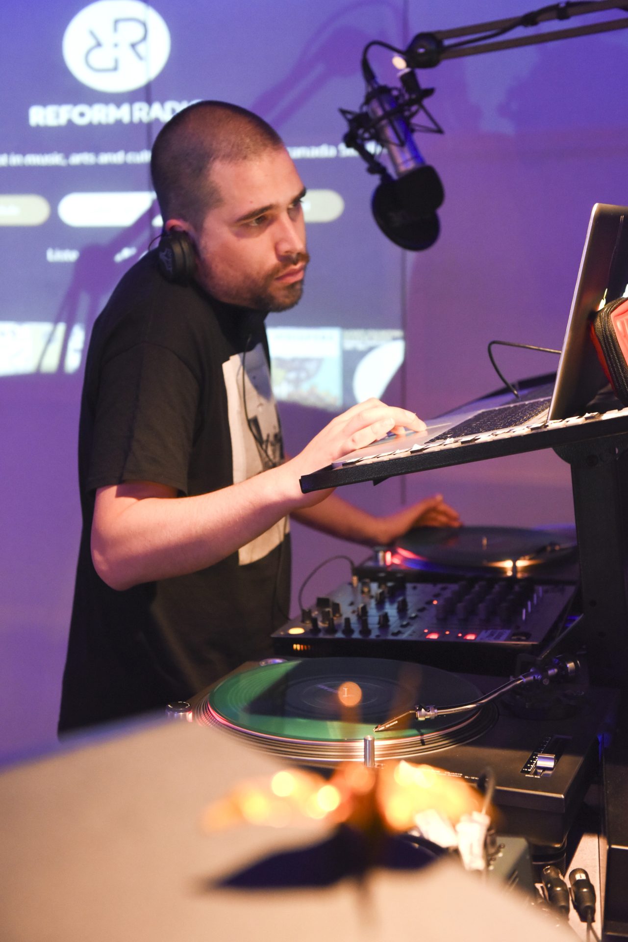 Sessions at the Jäger X Reform Studio