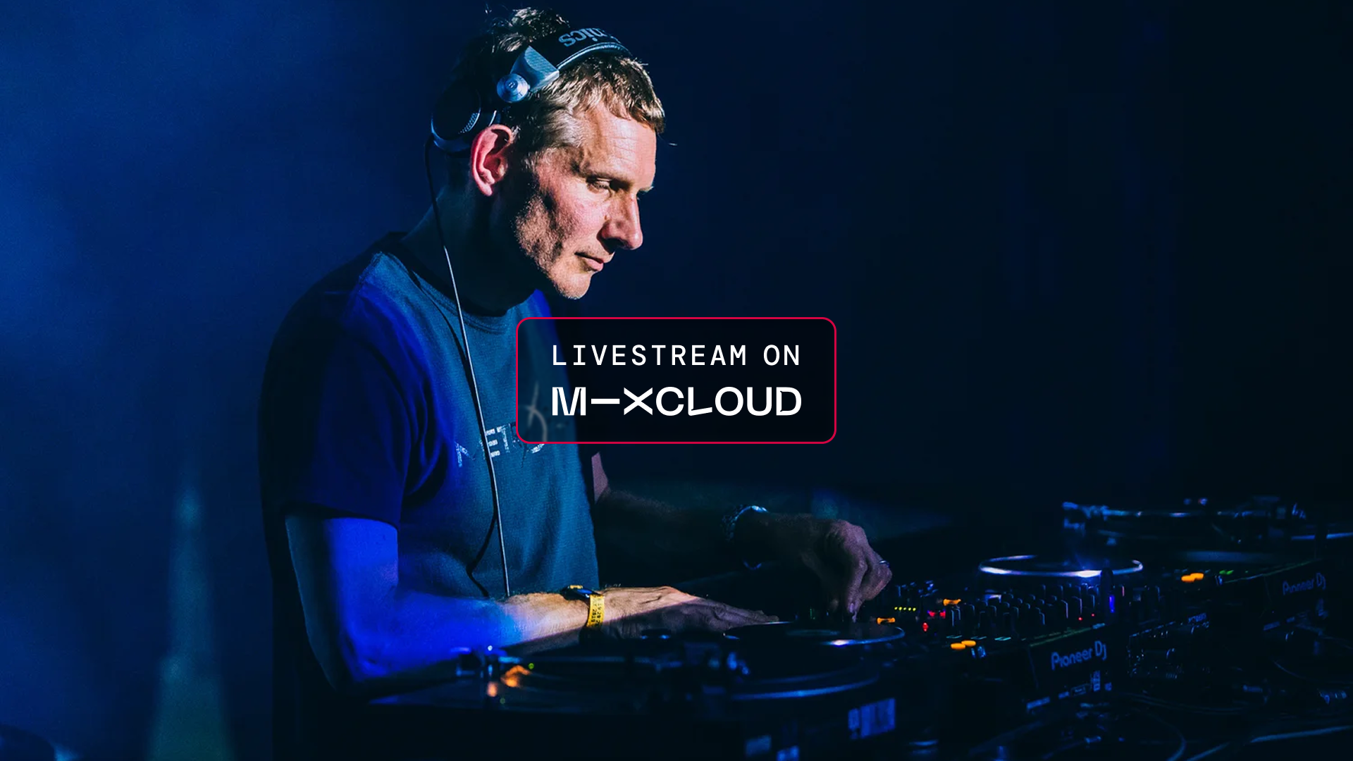 DJ Ralph Lawson is teaming up with War Child for a 20 hour DJ livestream